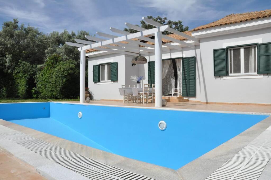 Villa Erietta Near Lefkas Center Apolpaina Dış mekan fotoğraf
