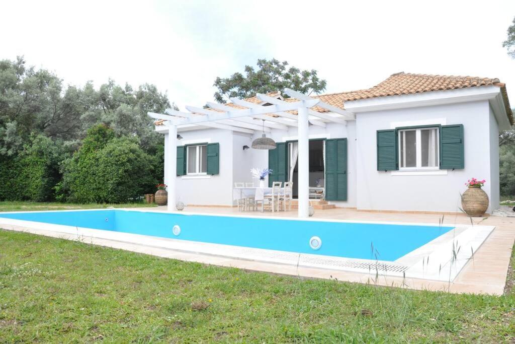Villa Erietta Near Lefkas Center Apolpaina Dış mekan fotoğraf
